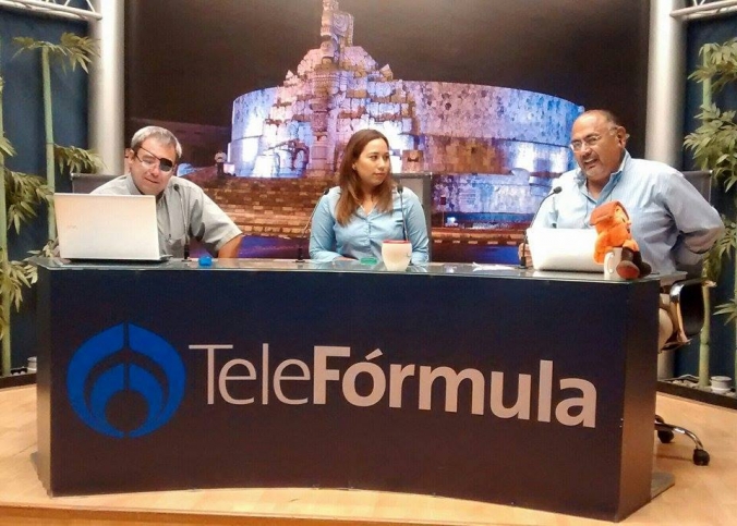 Lic. Nidia Flores y el Dr. René Martín Torres Fragoso en Formula en los Negocios