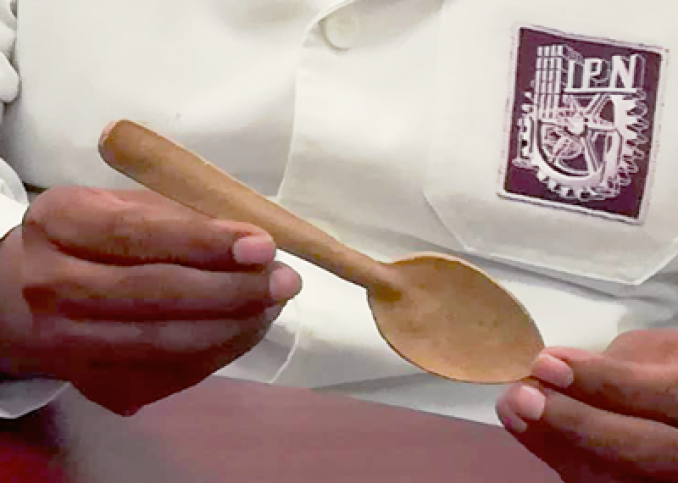 Científicos mexicanos crean cuchara comestible
