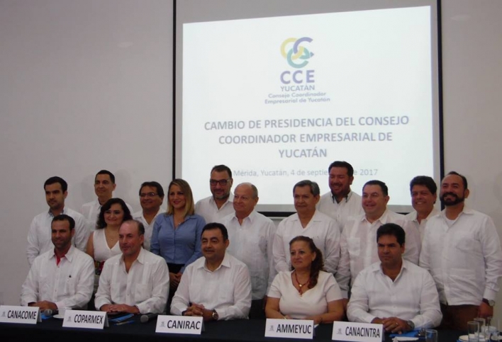 Cambio de presidencia CCE Yucatán